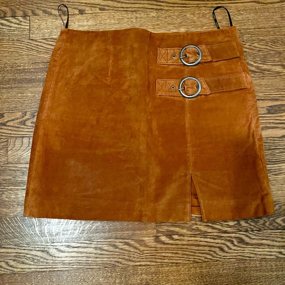 Blank NYC Suede Mini Skirt Womens 29” Waist Rust Brown Low Rise Leather Skirt - Picture 2 of 4